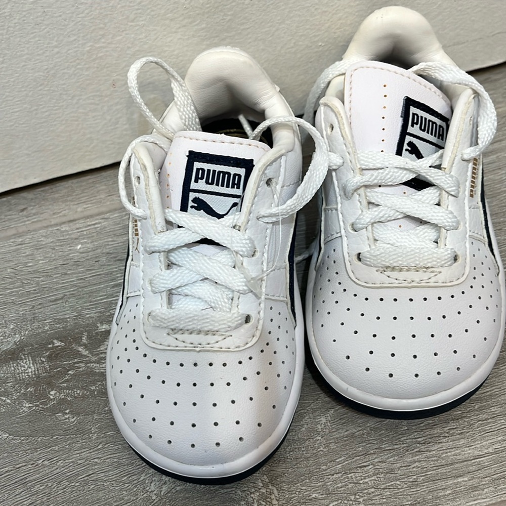 Puma toddler size 5 sneakers- NEW